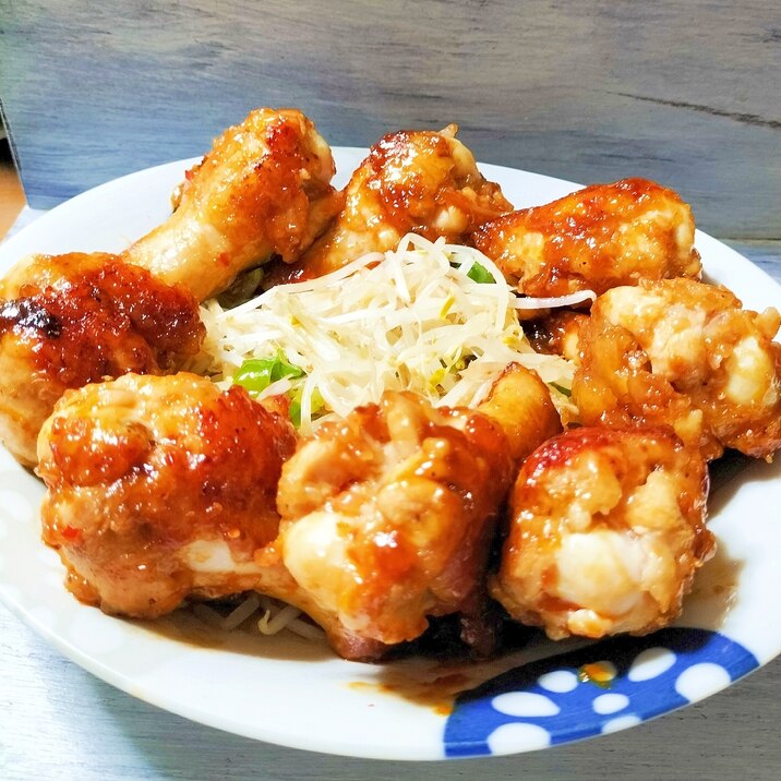キャンプにぴったり✨ピリ辛骨付き唐揚げ(風)